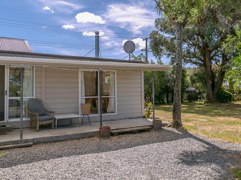 1 Waite Street, Featherston