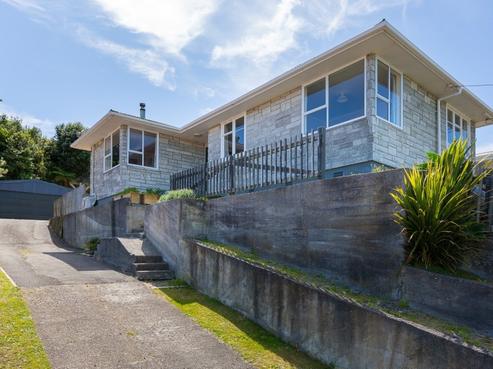 33 Simons Street, Moturoa