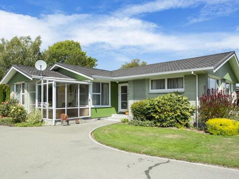 64 Creek Road, Allenton