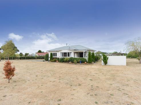 11 Buckland Street, Tikokino