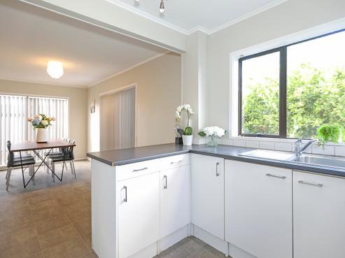 1/84 Trevor Hosken Drive, Wiri