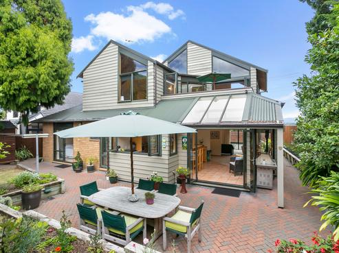 252 Titirangi Road, Titirangi