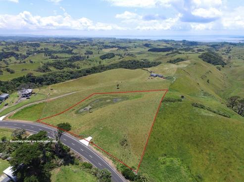 1662 Awhitu Road, Pollok