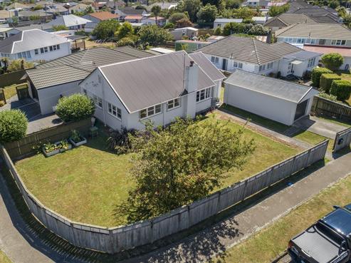 2 Robertson Street, Elderslea