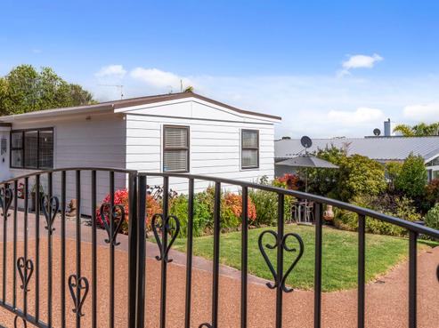 2/17 County Road, Torbay