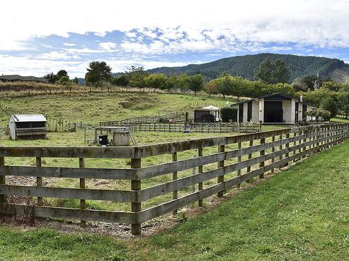 283 North Manakau Road, Manakau