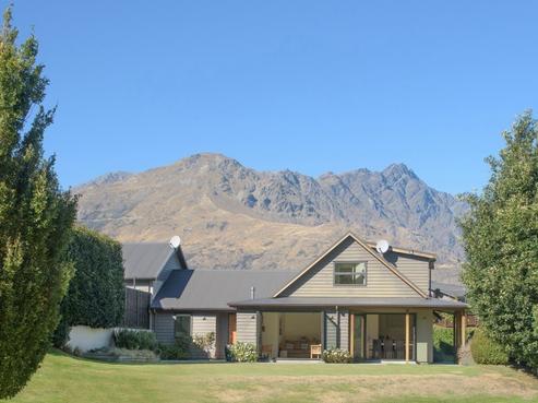 6 Westwell Lane, Lower Shotover