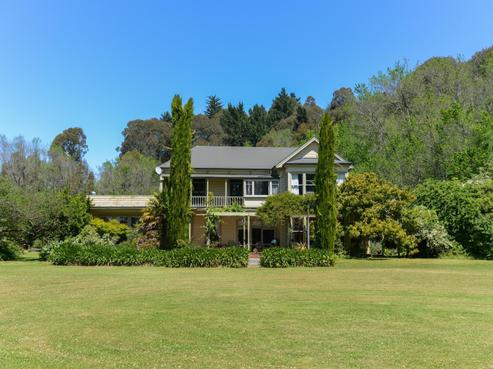 2008 State Highway 50, Fernhill