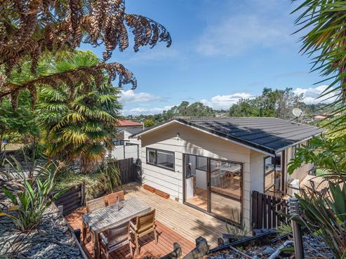 1/5 Phillipa Place, Browns Bay