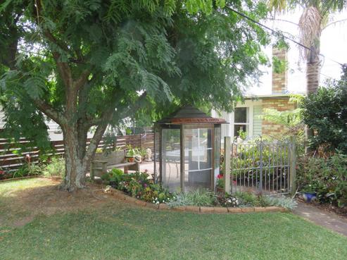 215 Tony Avenue, Thames