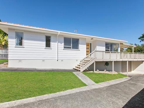 27 Flaxdale Street, Birkdale