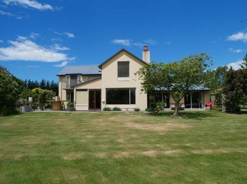 94 Bassett Road, Rosewill
