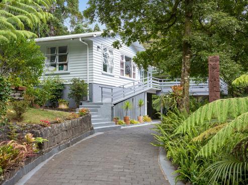127 Konini Road, Titirangi