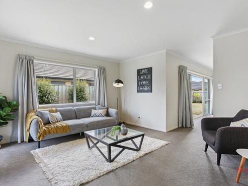 43 Rossall Crescent, Rolleston