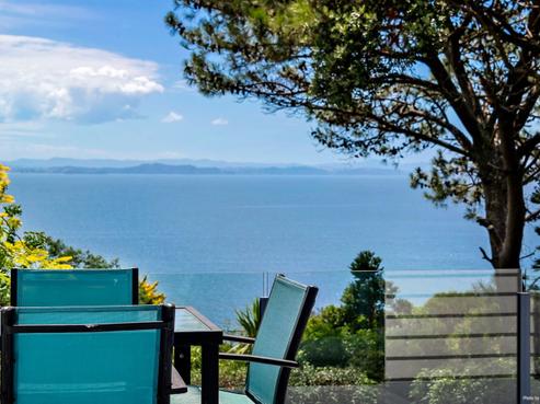 1436 Whangaparaoa Road, Army Bay
