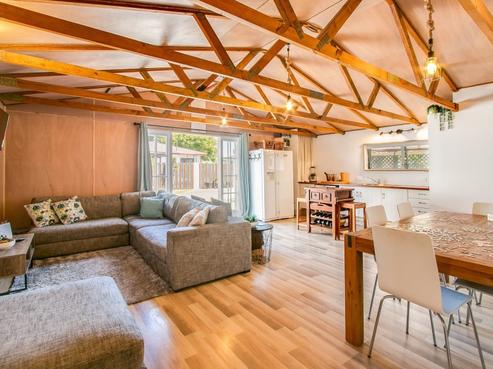 16A Wycliffe Street, Onekawa