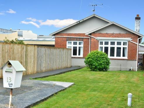 13 Bradshaw Street, South Dunedin