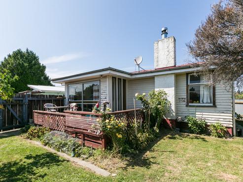 408 Huia Place, Camberley