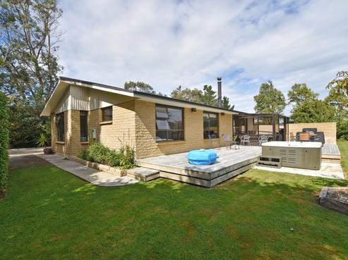 27 Marama Avenue North, Otatara