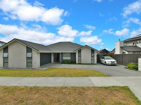 56 Colonial Drive, Silverdale