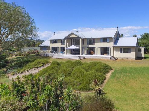 342 Mckenzie Road, Waiau Pa