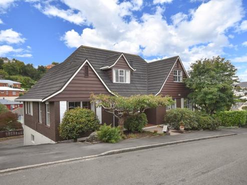 3 Cook Street, Mornington