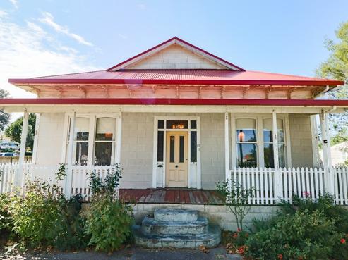 10 Park Street, Foxton