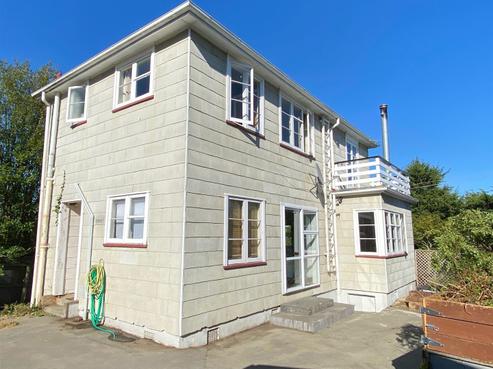 31 Essex Street, Marchwiel