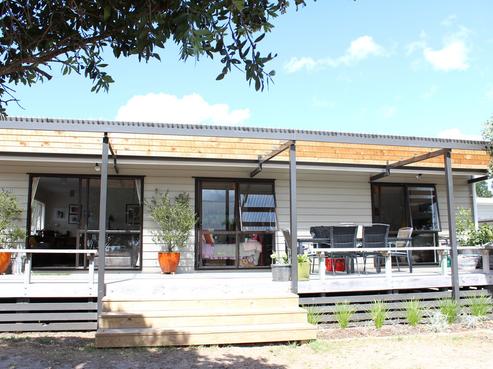 120 Waimaire Avenue, Matarangi