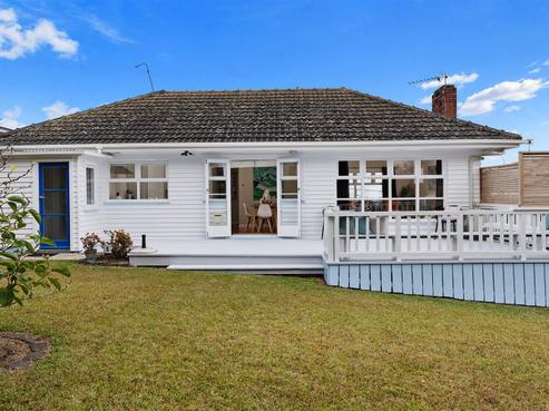2/227 Glenfield Road, Hillcrest