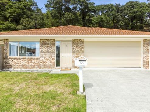 33 Evergreen Crescent, Trentham