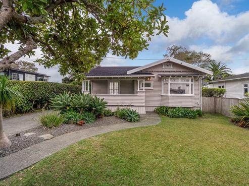 10 Birkley Road, Bayswater