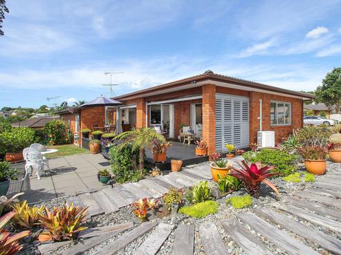 8 Springtide Place, Red Beach