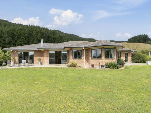 91B Kakariki Way, Whitemans Valley