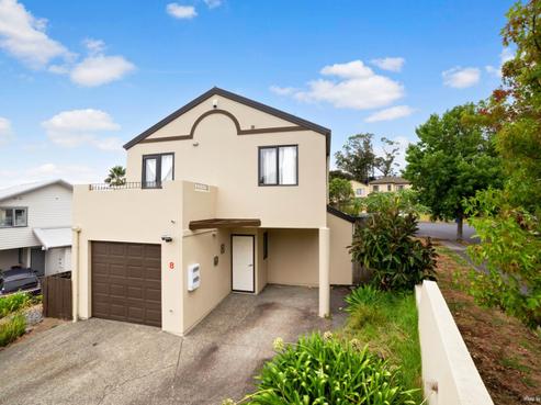 8/2 Sunnydale Place, Oteha