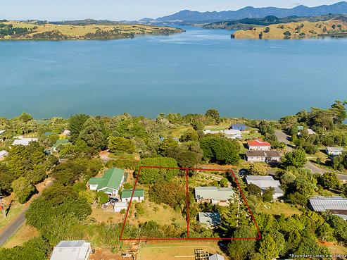 38 Manning Street, Rawene