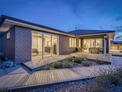 3 Saint Vincent Way, Waikanae