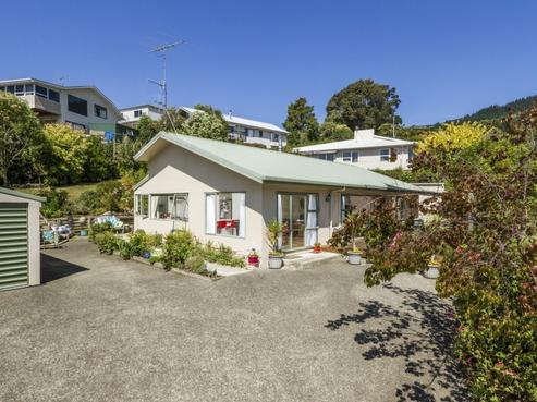17 Idesia Grove, Richmond