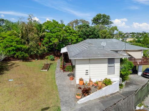 153 Weatherly Road, Torbay