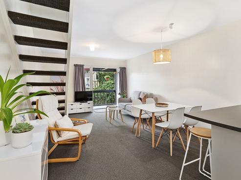 8/46 Hiropi Street, Newtown