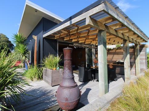 108 Ake Ake Avenue, Matarangi