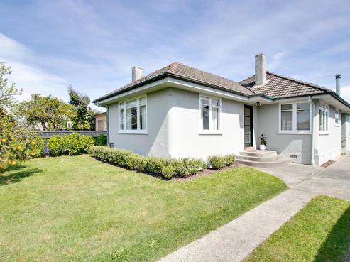102 Nelson Crescent, Napier South