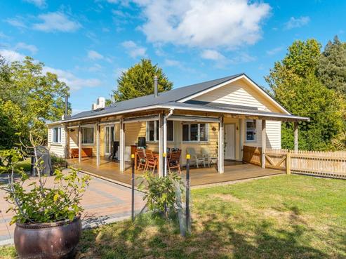 175 Papawai Road, Greytown