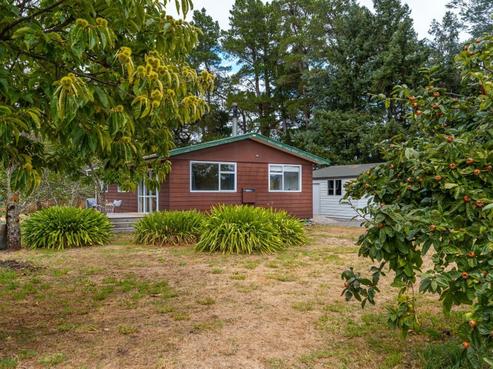 1762 State Highway 2, Featherston