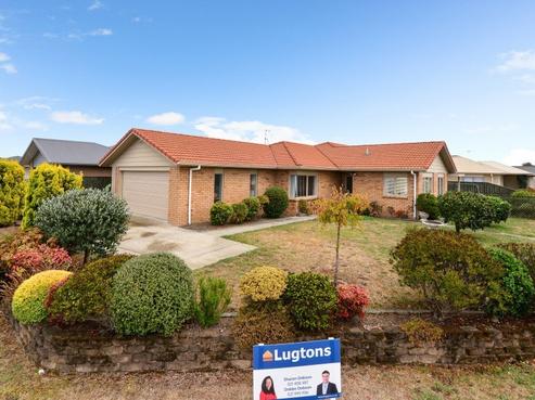 2 Shrule Place, Huntington