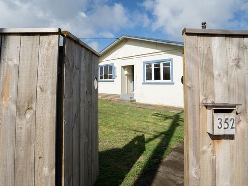352 Carrington Street, Vogeltown