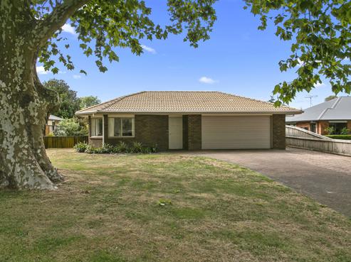 102 Tennyson Street, Leamington