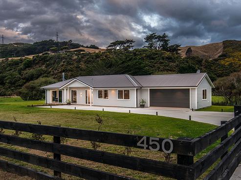 450 Makara Road, Makara