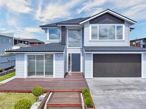 16 Milano Boulevard, Karaka