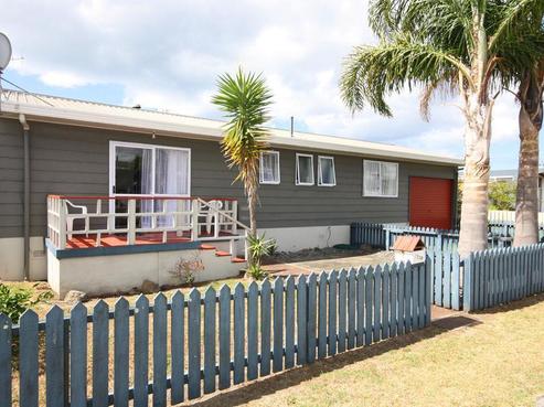 102B Ajax Road, Whangamata
